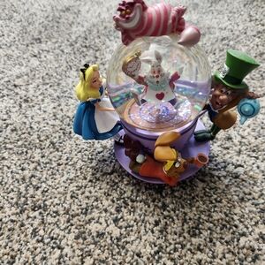 Alice in Wonderland Mini Snow Globe